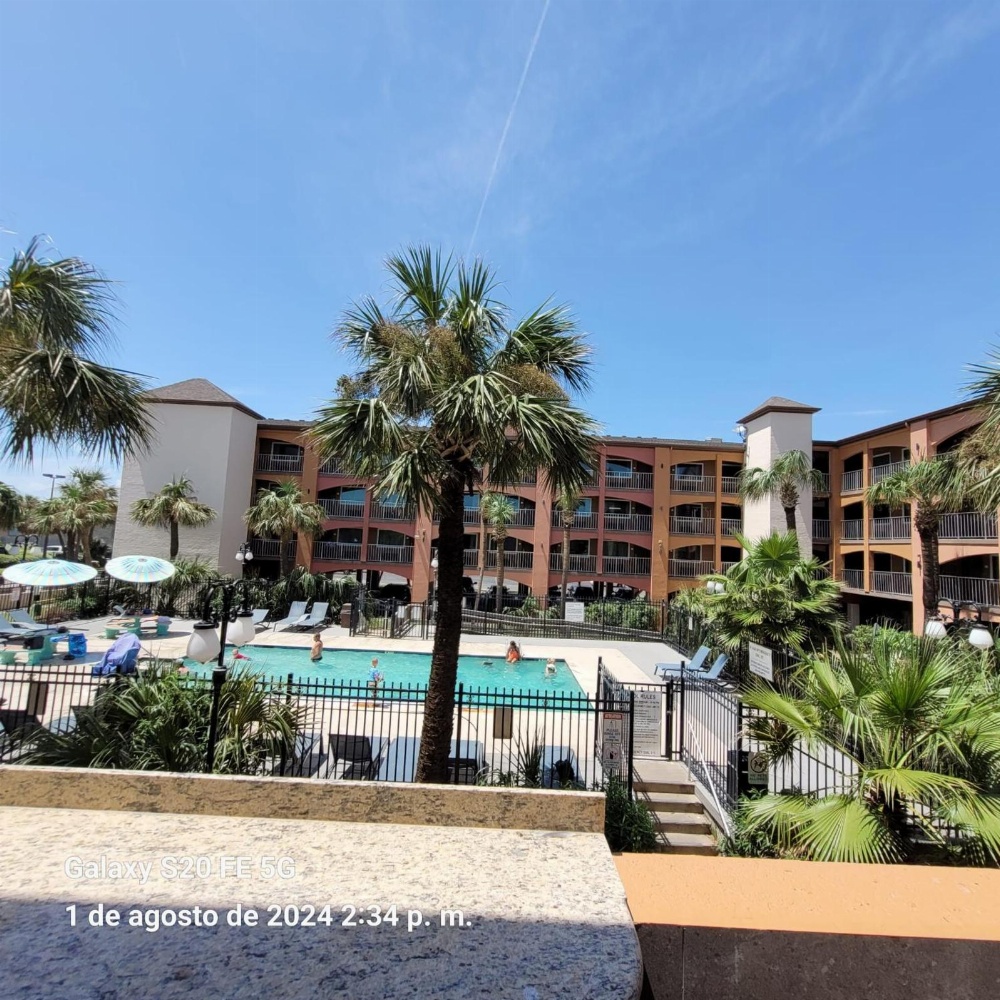 Beachfront Palms Hotel Main image